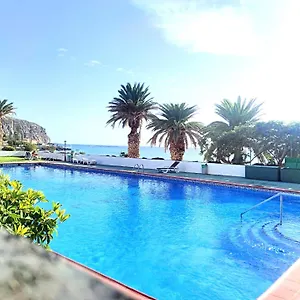 Ocean View Cristianos Apartment